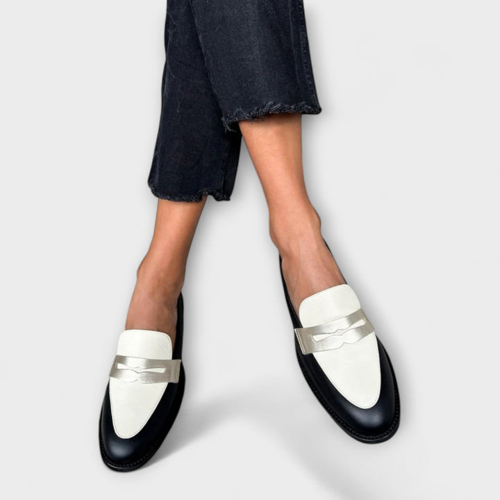 Lovisa™ | Svart Loafers med Metallglans