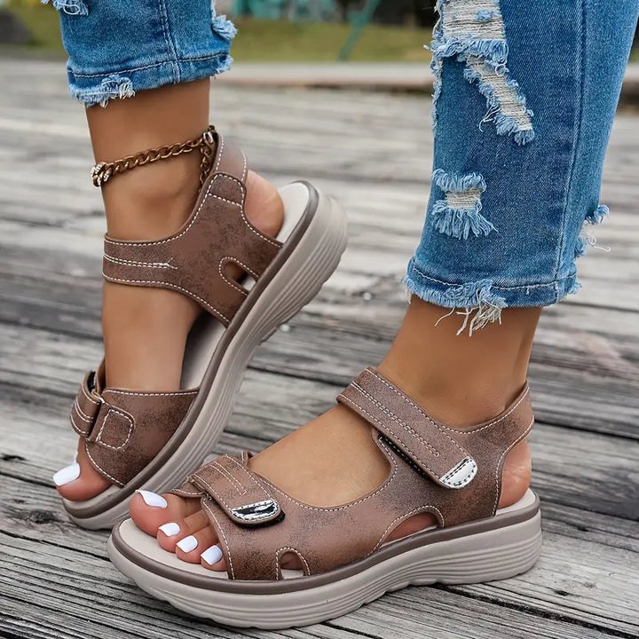 Ebba™ | Stilige ortopediske sandaler